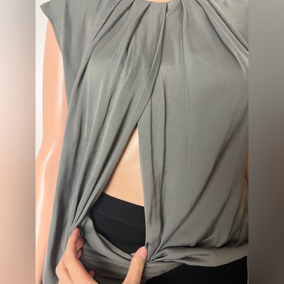 ARMANI EXCHANGE - Gathered neckline - sleeveless - Size : Small - Picture 2 of 5